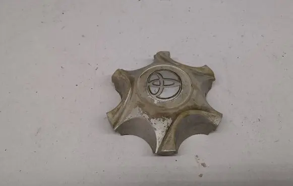Toyota Hilux (AN10, AN20, AN30) Original wheel cap PPEPA6