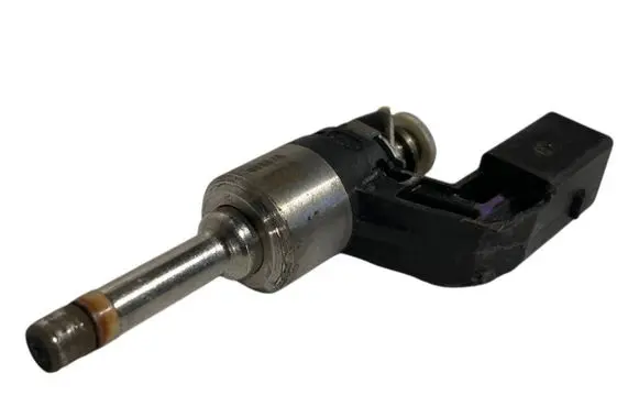 Volkswagen Golf V Fuel injector 03C906036E