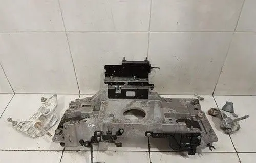 Jaguar I-Pace Engine mount bracket J9D3002A68A