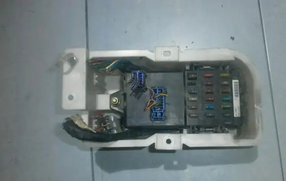 Fuse box set