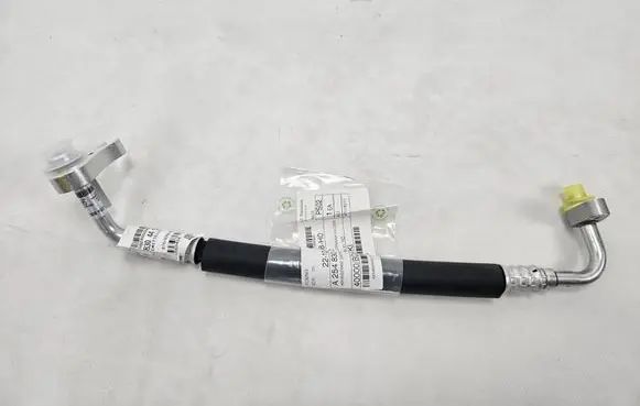 Mercedes-Benz GLC C254 Air conditioning (A/C) pipe/hose A2548304402