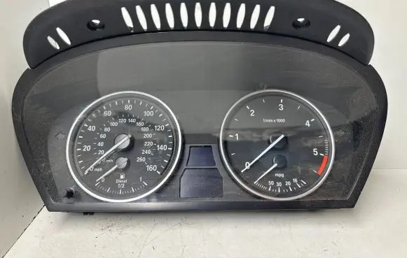 BMW X5 E70 Speedometer (instrument cluster) 9218854 758803364