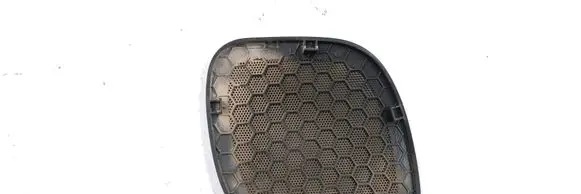 Side speaker trim/cover