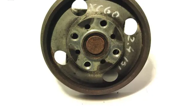 Volvo XC60 Water pump pulley 31258136