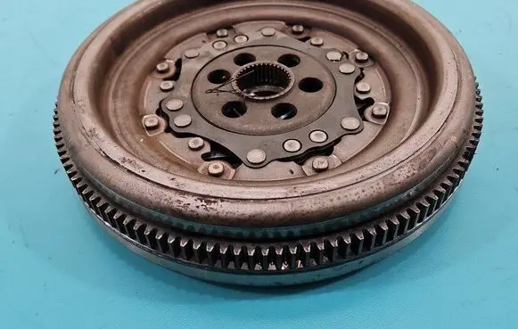 Volkswagen PASSAT B7 Dual mass flywheel 03L105266AL IMPRK1517583