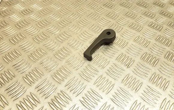 Hyundai i30 Engine bonnet (hood) release handle