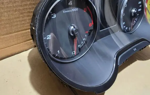 Audi A3 S3 8V Speedometer (instrument cluster) 8V0920870H VDD0240409 1355011599
