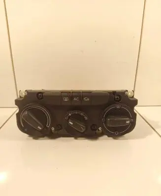 Audi A3 S3 A3 Sportback 8P Climate control unit 3C2820045A 5HB00932827