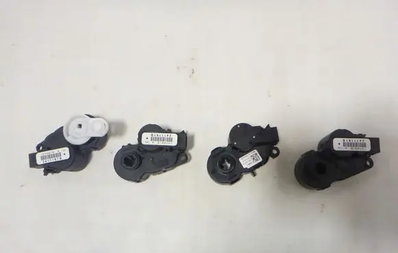 Renault Clio IV A/C air flow flap actuator/motor 