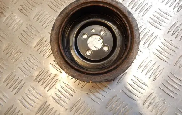 Audi A6 S6 C6 4F Crankshaft pulley 03G105243 3972