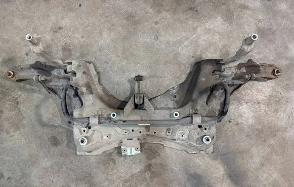 Renault Captur Front subframe 544011380R