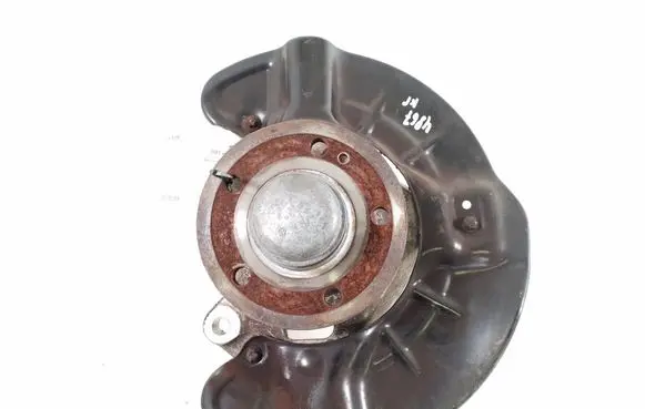 Mercedes-Benz A W177 Front wheel hub A2473320700