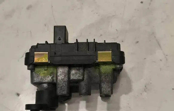 BMW 3 E90 E91 Turbine electric control actuator 4933519411 6NW01043004