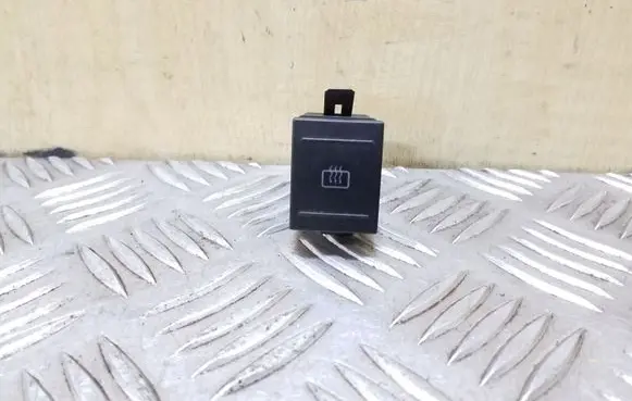 Volkswagen Polo IV 9N3 Windscreen/window heater switch 6Q0959621