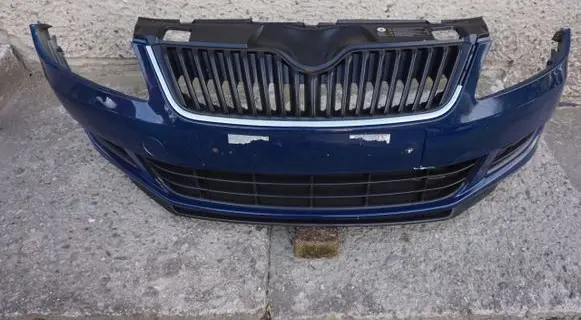 Skoda Fabia Mk2 (5J) Front bumper
