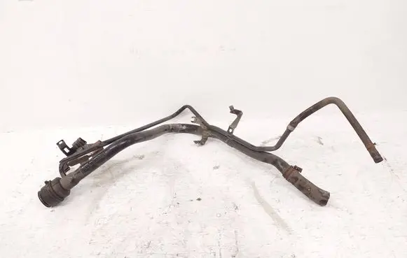 Nissan Qashqai Fuel tank filler neck pipe 