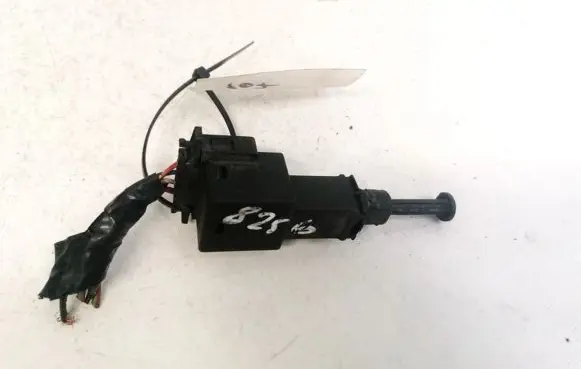 Volkswagen Touran I Brake pedal sensor switch