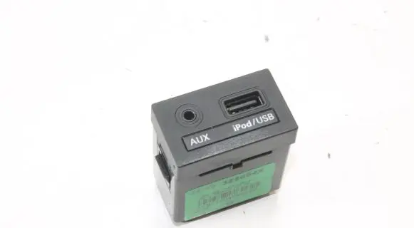 Hyundai i40 AUX in-socket connector 961203Z500