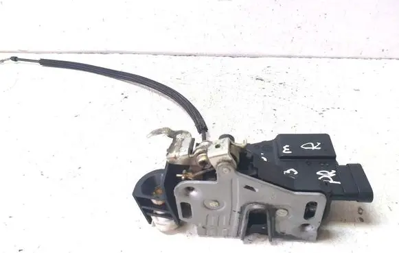 Mercedes-Benz ML W163 Front door lock A1637203035