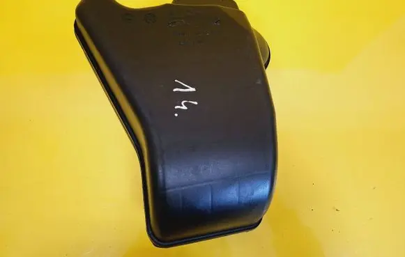 Opel Vectra B Intake resonator 90499979 1818197