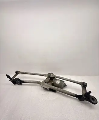 Front wiper linkage and motor
