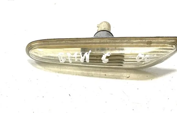 BMW 5 E60 E61 Front fender indicator light 14185R