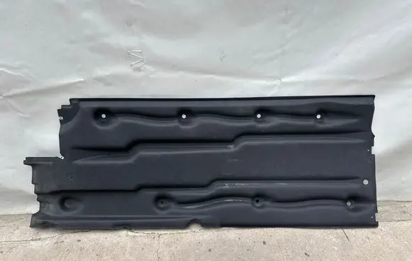 Volkswagen PASSAT CC Center/middle under tray cover 3C8825201A L843249 19112015