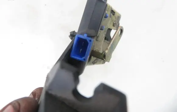 Audi A4 S4 B6 8E 8H Tailgate/trunk/boot lock/catch/latch 8E5827505A