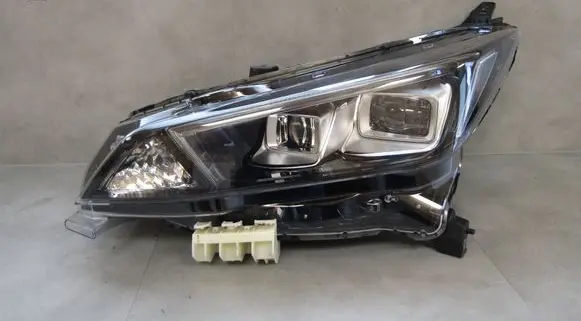 Nissan Leaf II (ZE1) Headlight/headlamp 260605SH5A A1S0620000