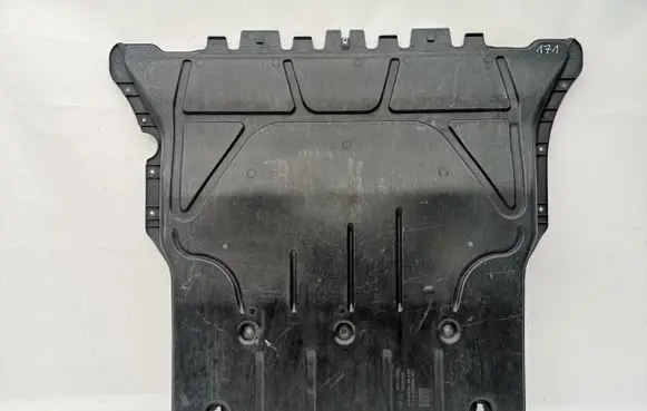 Audi A3 8Y Engine splash shield/under tray 5WA825236C