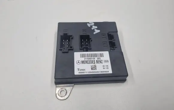 Mercedes-Benz E W211 Comfort/convenience module A2115452132 2115452132
