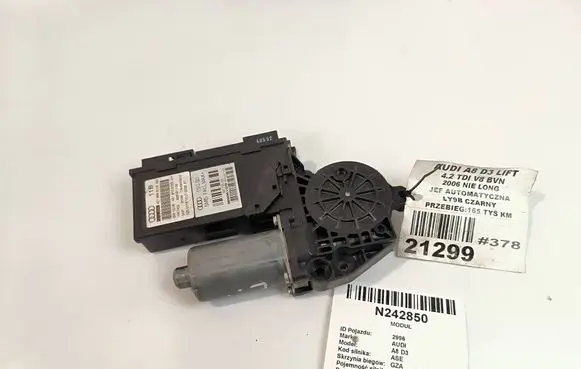Audi A8 S8 D3 4E Front door window regulator motor 4E1959801B