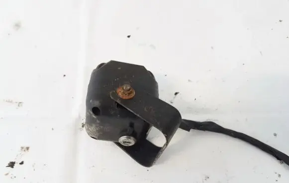 Audi A4 S4 B5 8D Alarm system siren 