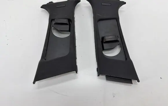 Mercedes-Benz C W204 (B) pillar trim (top) A2046903726