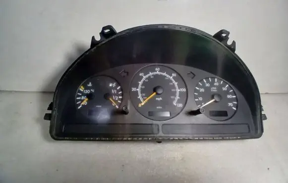 Mercedes-Benz ML W163 Speedometer (instrument cluster) 3329130016 3319210001 A1635401147