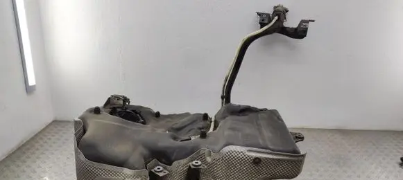 Volkswagen PASSAT B8 Fuel tank 3Q0201021CK 3Q0201055B