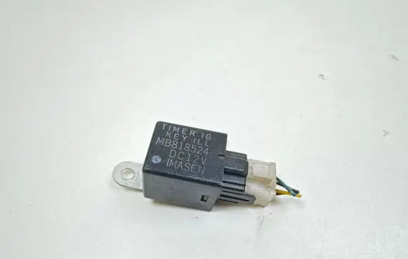 Mitsubishi Pajero Other relay MB818524