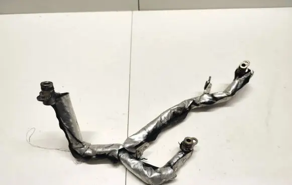 Mercedes-Benz C AMG W205 Engine coolant pipe/hose