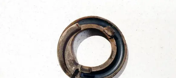 Toyota Avensis T270 Front coil spring rubber mount 4825705020 48257-05020