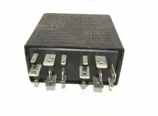 Audi A4 S4 B5 8D Day light relay 4B0919471
