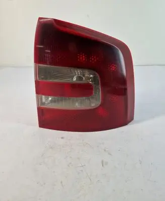 Skoda Octavia Mk2 (1Z) Rear/tail lights 1z9945096