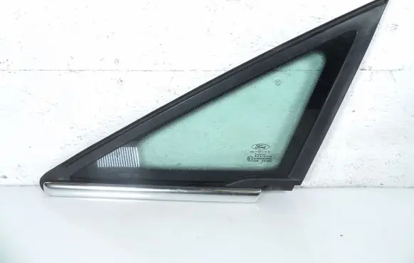 Ford C-MAX II Front door vent window glass four-door AM51-R29711-D