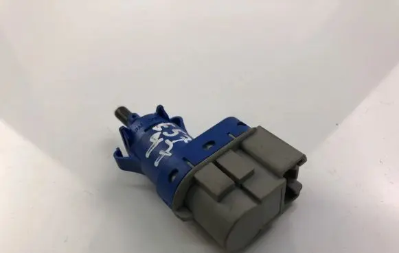 Ford Focus Brake pedal sensor switch 8T4T9G854AA