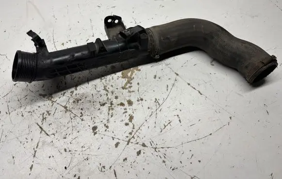 Volvo V60 Intercooler hose/pipe 31405341
