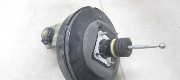 Audi Q3 8U Brake booster 5N1614105J