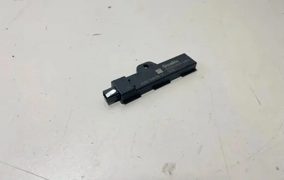 BMW X6 G06 Keyless system antenna 5A1D0B1