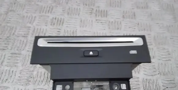 Volvo S90, V90 CD/DVD changer 31374694