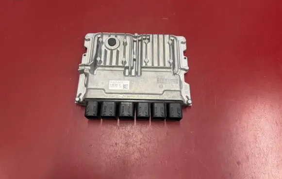 BMW X3 G01 Engine control unit/module 5A23649 0281037329