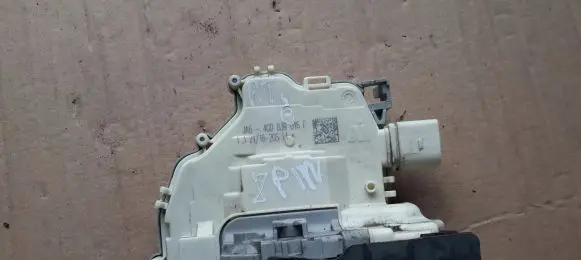 Audi A4 S4 B9 Rear door lock 4G0839016F