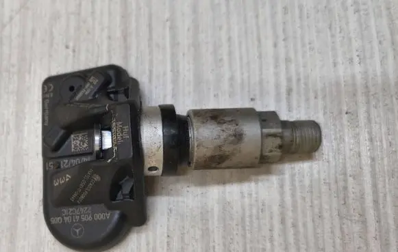 Mercedes-Benz GLE (W166 - C292) Tire pressure sensor A0009054104